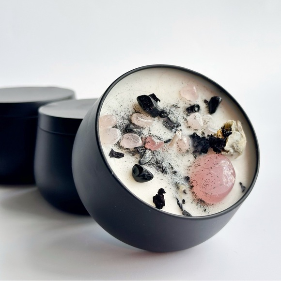 Full Moon Magic Candle – Black Obsidian & Rose Quartz, Soy Wax, Grounding & Love - Picture 2 of 6